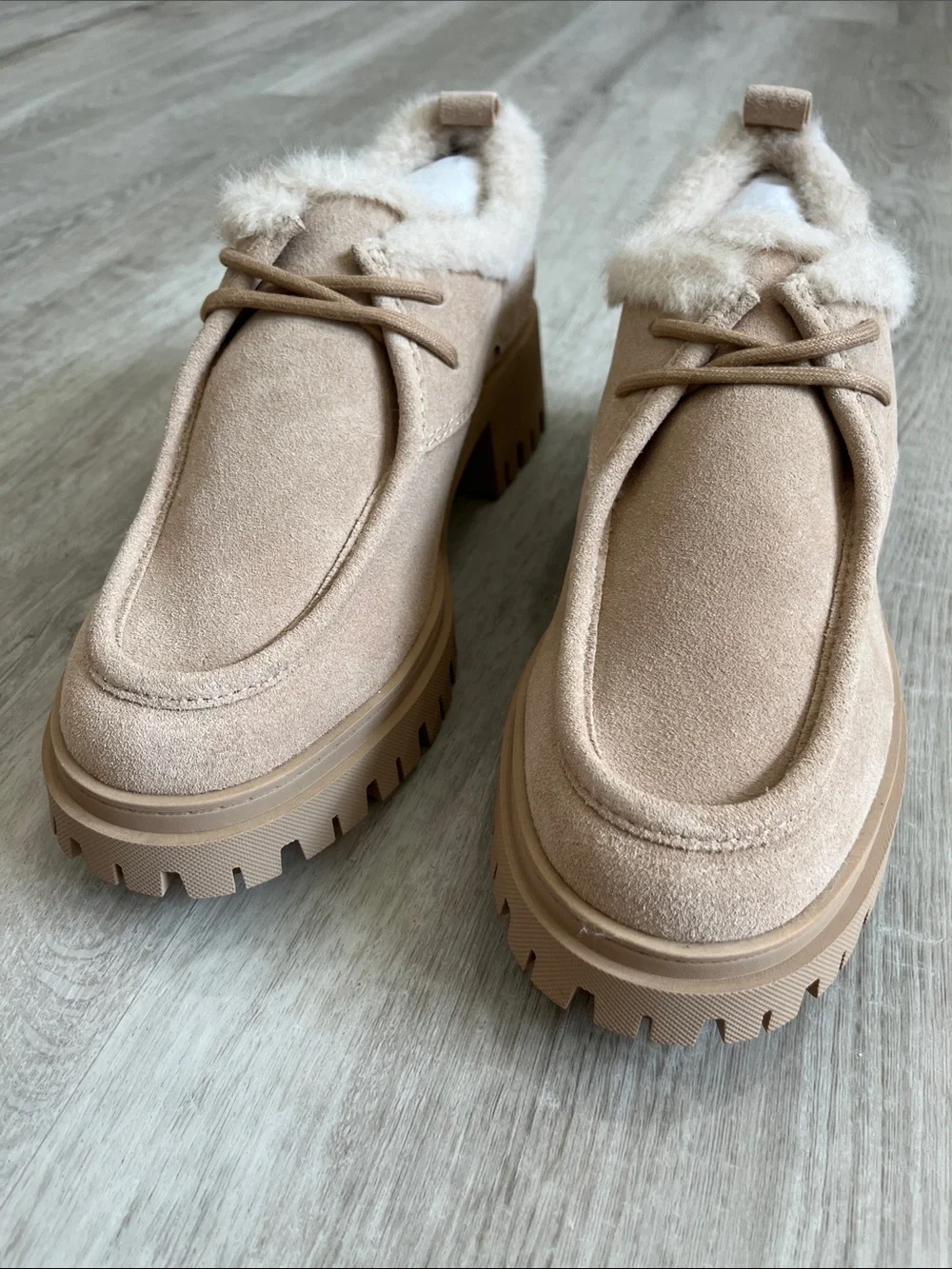 Dolce Vita Milza Plush Loafers Dune Suede Women 9 Shearling Moc Toe Platform NEW